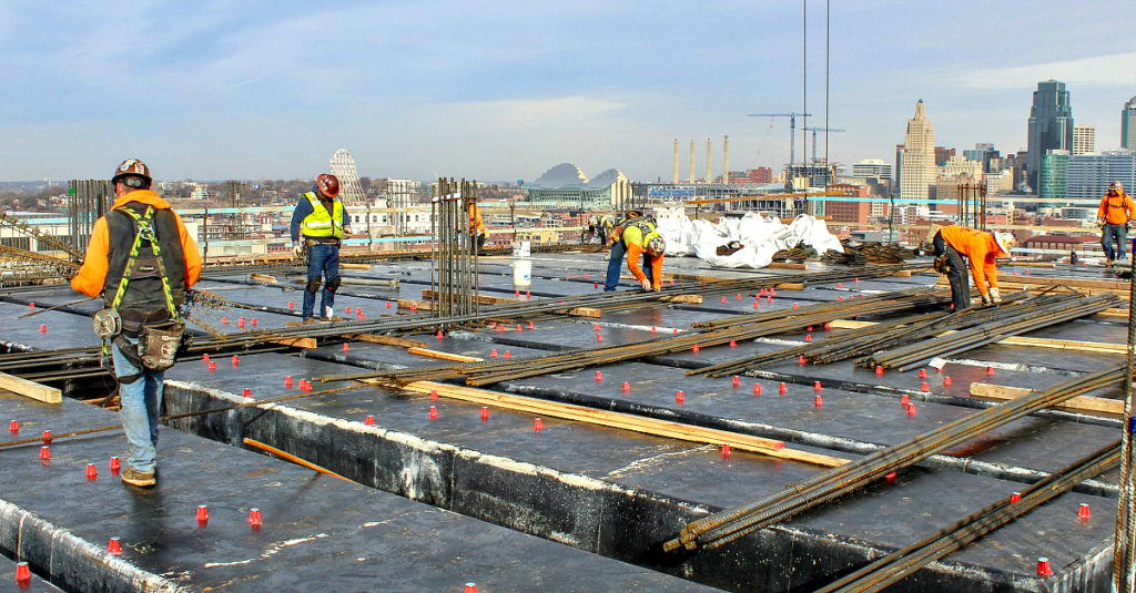 Children’s Mercy research tower construction